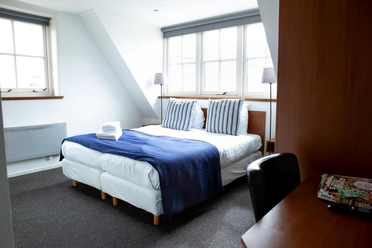 Hotel Café Restaurant Heineke Loosdrecht Kültér fotó